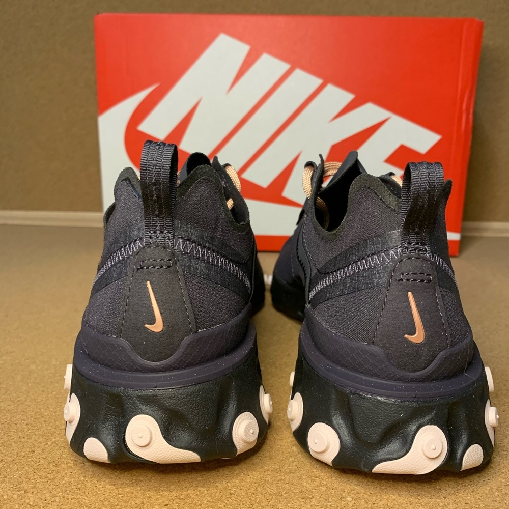 WMNS Nike Element React 55 - Picture 5 of 7